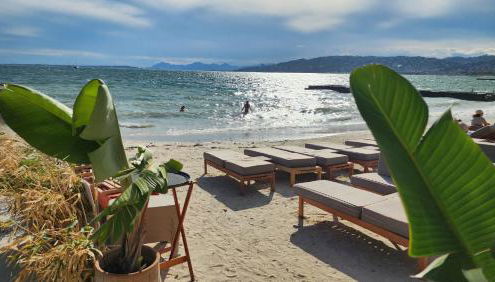 Spacieux Plages Gare Juan Les Pins - Photo 2, sunbed