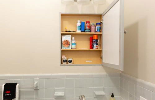 Efficiency in Grand Old Home, Downtown Durham - Photo 14