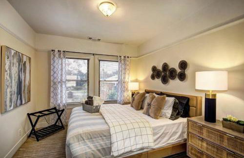 Charming 2Bed French Colonial Apartment in Desirable Midtown Sacramento - Foto 15
