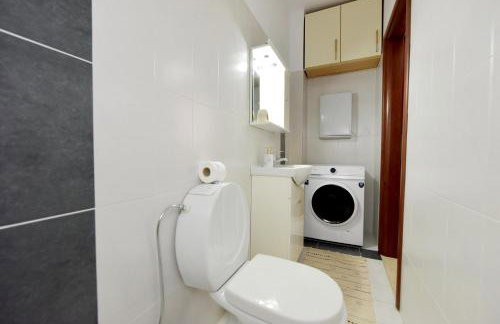 Seraina House - Photo 35