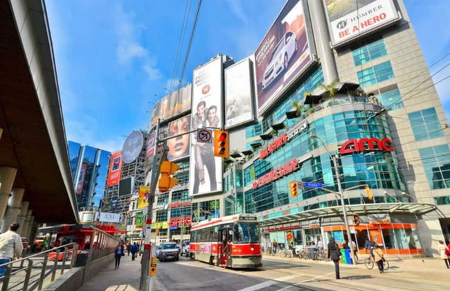 Downtown Posh Penthouse in the City, Walk Score 95 - Foto 26