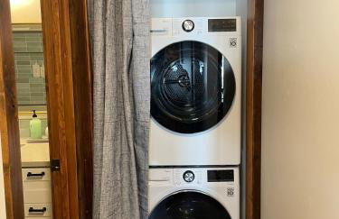 Newly Renovated Ski In Ski Out 2BR Condo - Foto 4