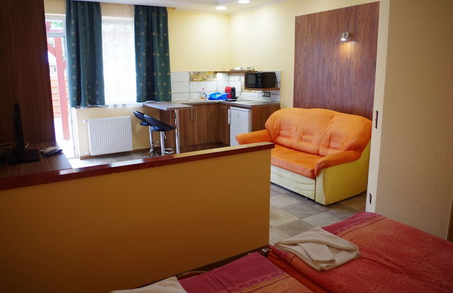 Aranyhal Apartmanház - Foto 6