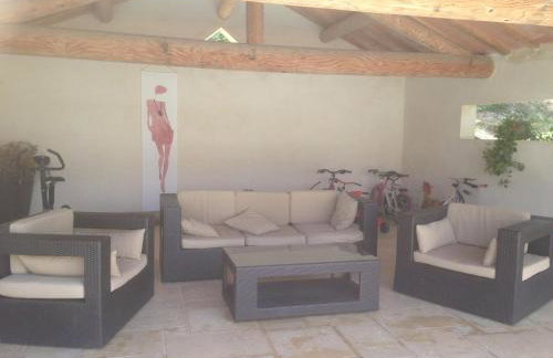 Attractive Holiday Home in C reste with Pool - Foto 27