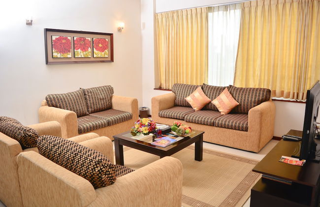 Unique Towers Luxury Boutique Suites - Photo 28