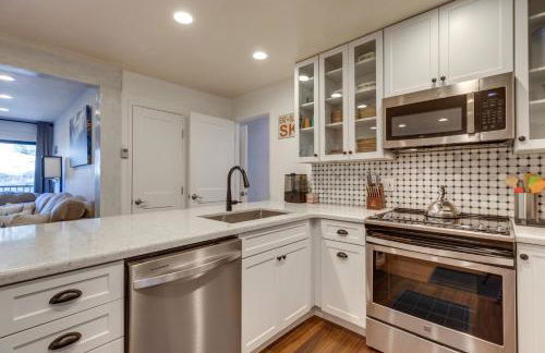 Mammoth Mtn Ski-InandOut Condo with Hot Tub Access! - Photo 10