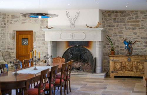 Mas des Sylves - Piscine intérieure chauffée - Parc de 100 hectares - Foto 15