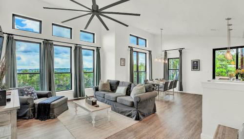 Luxury Lakeview Home w/ Pool & Beach Access! - Not Active - Foto 4