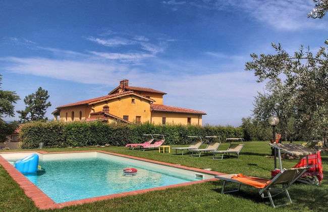 Villa in Tuscany With Pool Near Beach - Foto 11