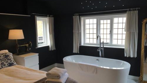 The Tailor's Flat - Photo 3