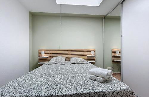 Les Colonnes - Appartement en duplex - Wifi - Foto 7