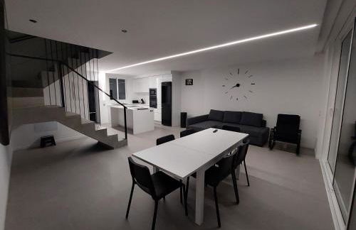 Sun Sea villa-heated pool - Photo 18