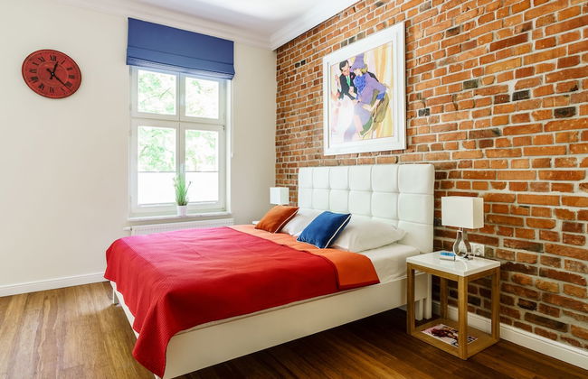 Sanhaus Apartments - Photo 12