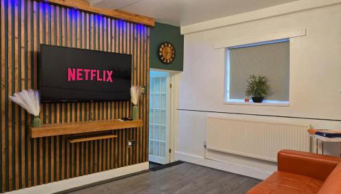 Spacious Entire House with Free Parking Perfect for Relocators Contractors and Long Term Stays - Foto 2