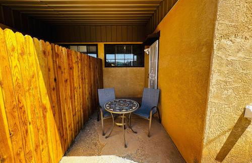 Free Chick-Fil-A & Starbucks! 502 Hideaway! - Foto 8