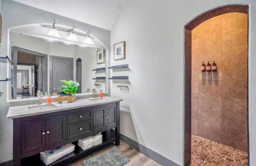 Cypress Gem, Cozy, Central & Pet-Friendly Retreat - Foto 18