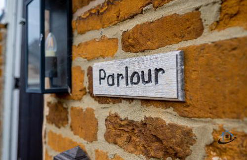 The Old Plough, mix of 1 bed and 3 bed units, rustic charm, super king bed or twins, en-suite, secure parking - Foto 51