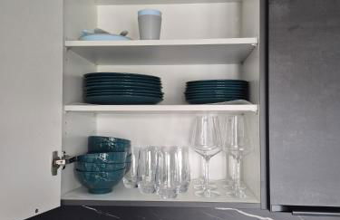 Luxsuite Still und Komfort 2 Balkon Elektrogrill Tischfussball TV-75 Zoll - Foto 34