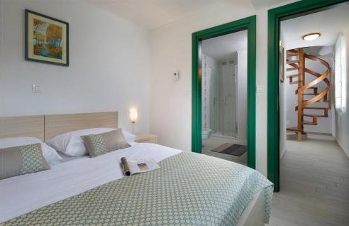 Nice Home In Trviz With Wifi - Photo 21