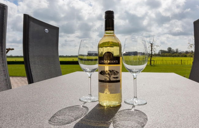 Scenic Holiday Home in Oostkapelle near Beach - Photo 9