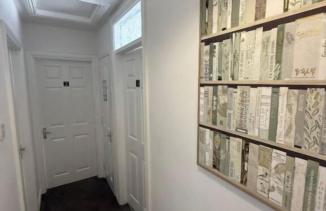 Newcastle Townhouse - Photo 20