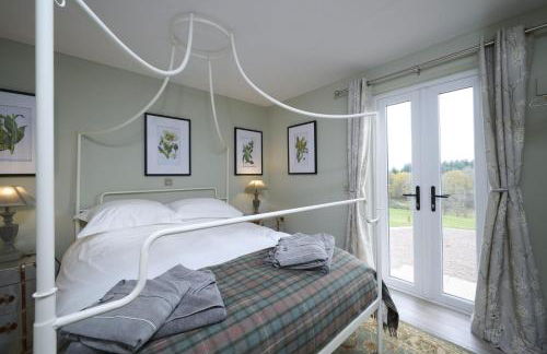 Balnacraig Farmhouse - Photo 10