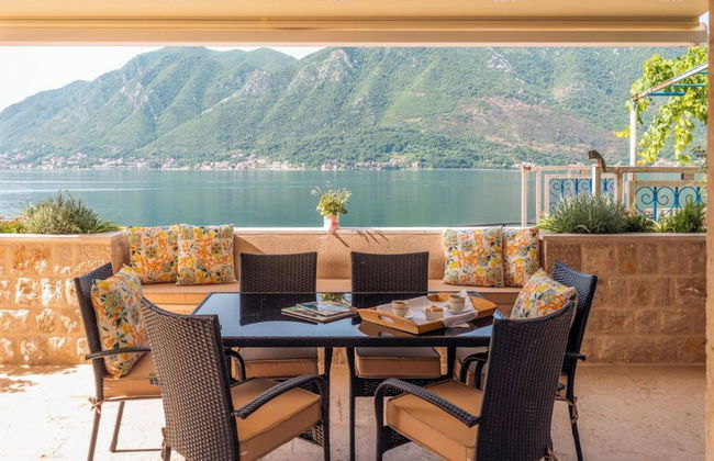 Luxury Pool Villa Feliz - Foto 1