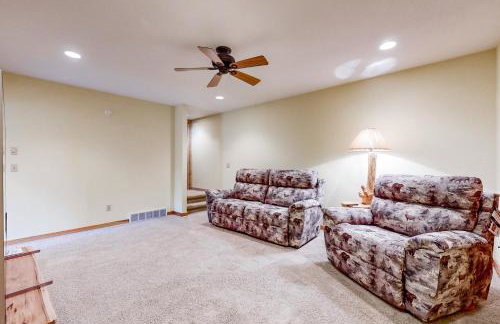 Steps to Sturgeon River! Dog-Friendly Nature Haven - Foto 16