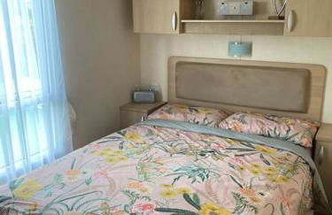 Holiday home in Furzehill - Photo 7