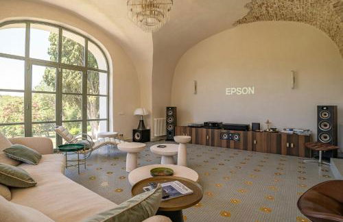 Castle In A Private Camargue Estate - Photo 9