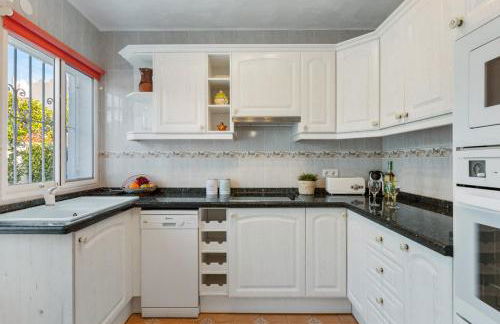 Villa Anais - PlusHolidays - Photo 41