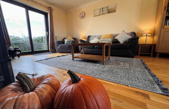 Detached Farmhouse 4 Bed/sleeps 9, Mountain Views! - Foto 21