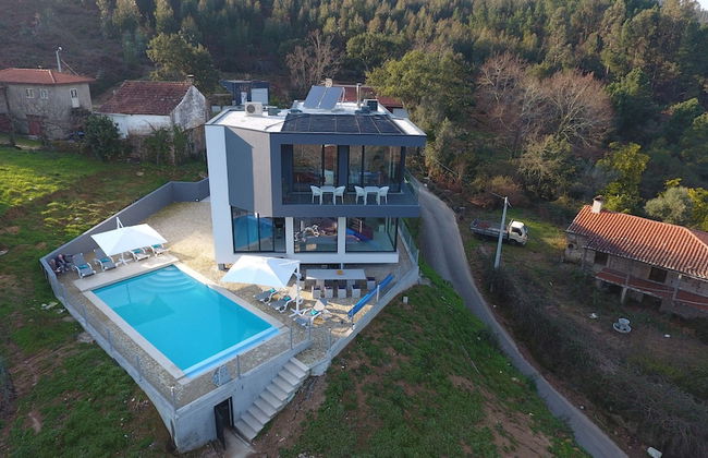 Lovely Design 4-bed Villa in Canedo de Basto - Foto 33