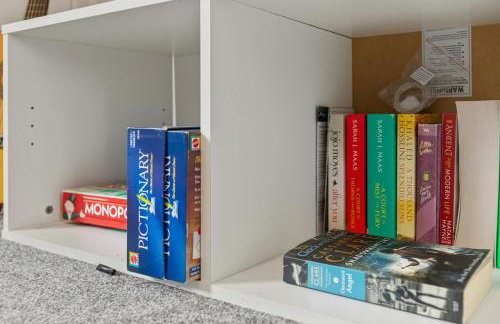 Manchester home, Sleeps 6, Contractor Friendly, Free Parking - Foto 22