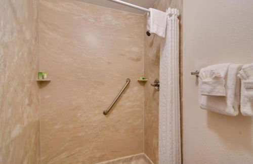 Woodsy Winter Park Condo with Pool and Hot Tub Access - Foto 17