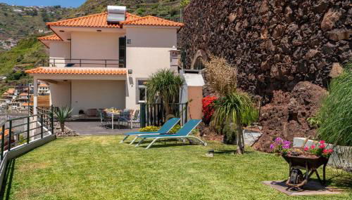 Casa das Maravilhas by An Island Apart - Foto 2, Garden, sunbed, Garden view