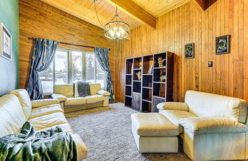 Hike, Ski and Soak! Spacious Anchorage Getaway - Foto 9