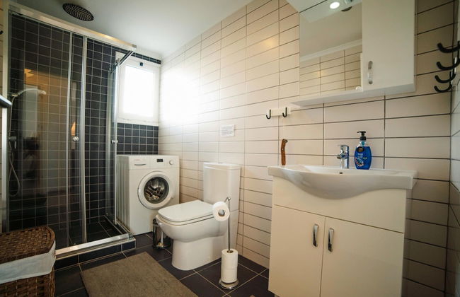 Sunny and Family Friendly Apartment Directly at the Pool - Foto 26