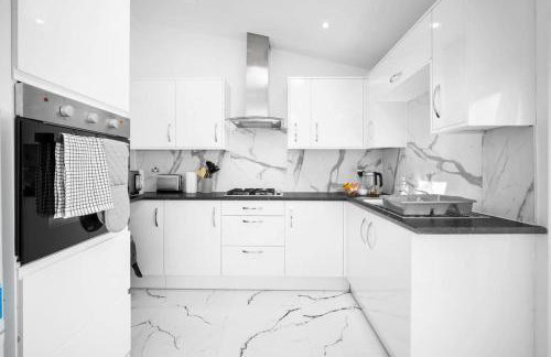 Family Contractors 3 bed house free parking sleeps7 - Foto 40