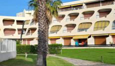 Une Escale en bord de Plage avec piscine et jardin - Photo 4