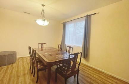 New - Spacious, Comfortable 5 Beds 3 Baths House - Foto 30