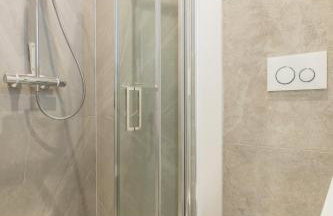 Modern 4-Bedroom Detached Home in Central Cambridge with Parking - Foto 11