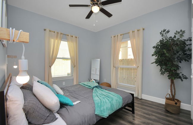 Cozy Retreat Near NRG Stadium, Free parking, Wi Fi - Foto 22