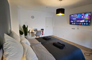 Modern Homes - Voll ausgestatte Wohnung - Balkon - Hotelbetten - 4K TV - WLAN - Foto 21