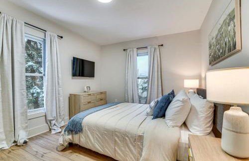 Game Room and Backyard Modern Altoona Home! - Foto 15