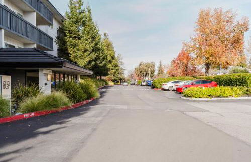 Sunnyvale 1BR w Gym Pool Courts nr Tech HQs SFO-367 - Photo 24