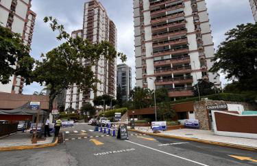 Barra Mares-apto p 4 pessoas em frente ao posto 4 Barra - Foto 54