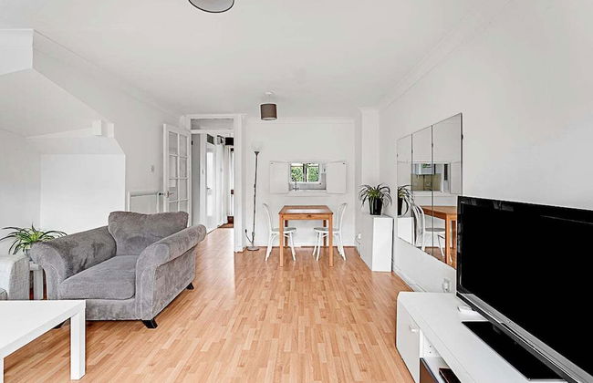 Beautiful Three-bedroom House in Richmond - Foto 26
