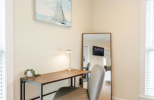 Luxury 2BR Oceanfront Condo with Rooftop Patio, 2 Minute Walk to the Beach! - Foto 9