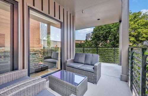 HUGE downtown corner unit- Pool-Gym-Walk 2 Broadway - Foto 23